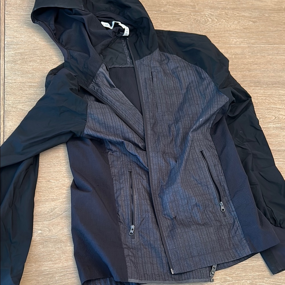 Lululemon Athletica Black Windbreaker Jacket